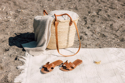 Mom's beach bag: must-haves for a perfect day by the water