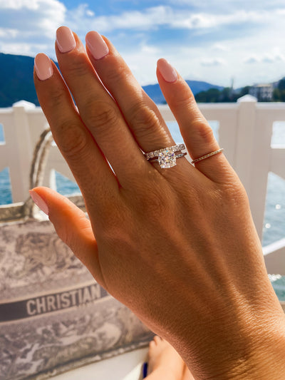 CUSHION CUT - SIGNATURE Skinny Setting Engagement Ring