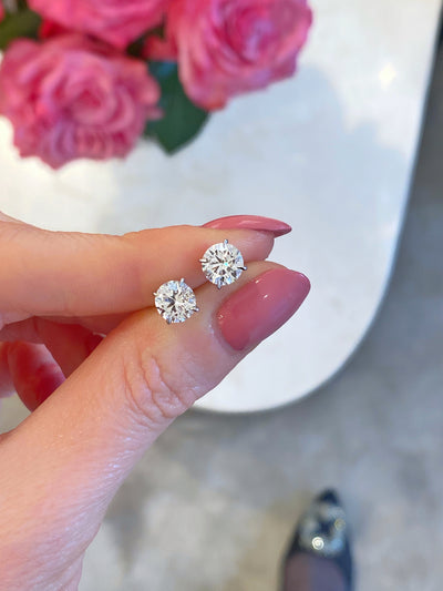 Giselle's perfect Studs (Classy Lady Size)