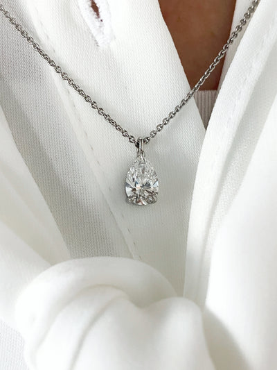 PURE Pear Solitaire Diamant Cut Halskette