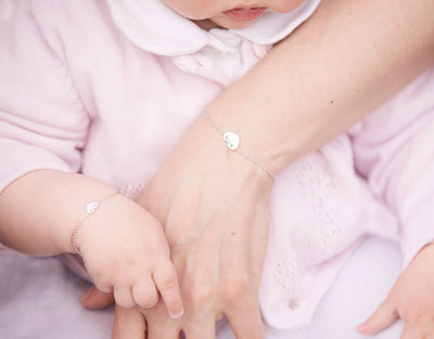 Baby Stern Armkette - reines Roségold oder Gelbgold <br> wächst mit dem Kind mit! - Giselle Jewelry CH - 2