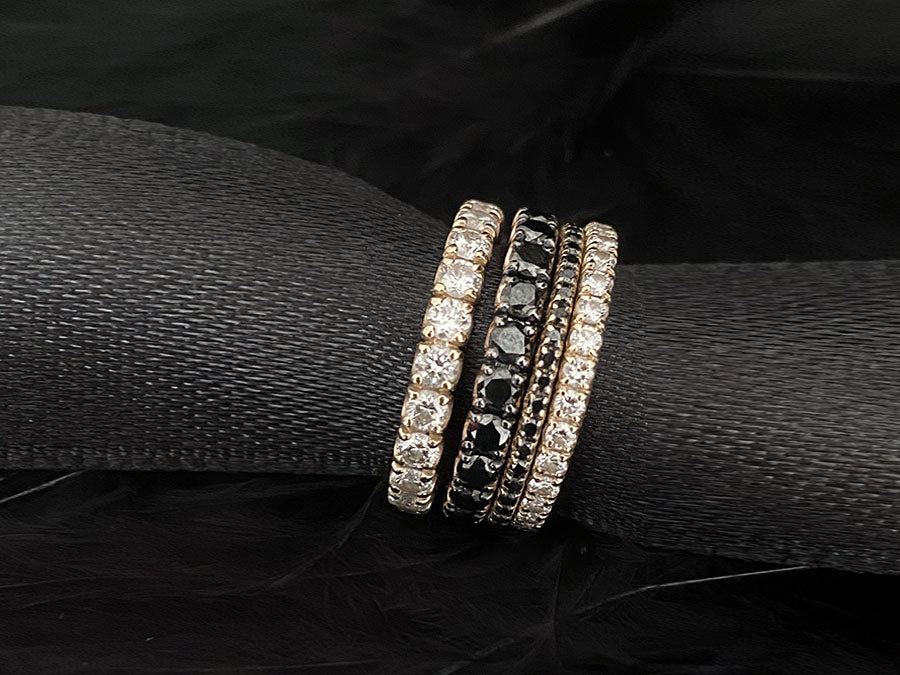 NAOMI Eternity Ring