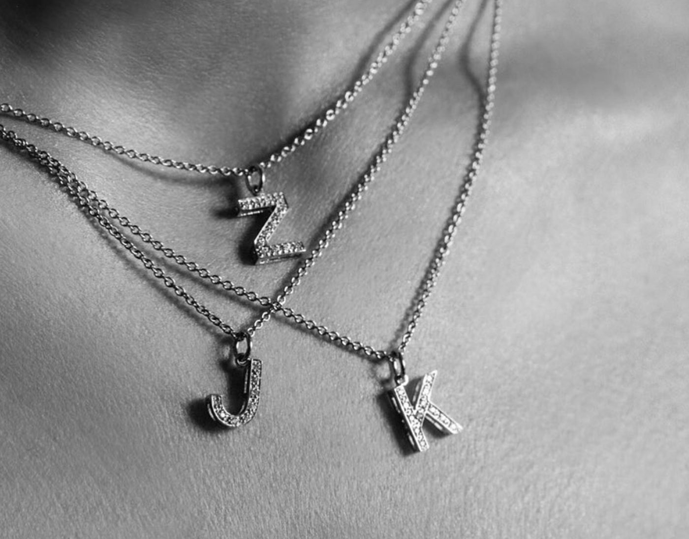 GRAND DIAMOND LETTERS NECKLACE