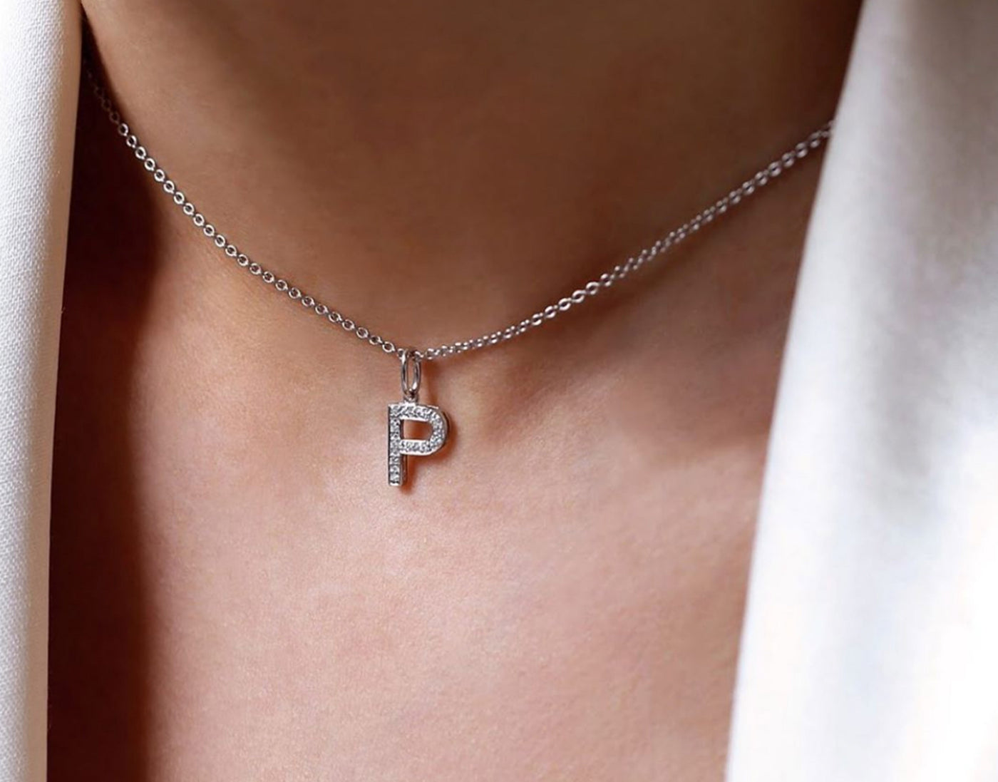 GRAND DIAMOND LETTERS NECKLACE