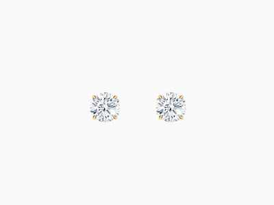 Giselle's perfect Studs (4 Prongs)